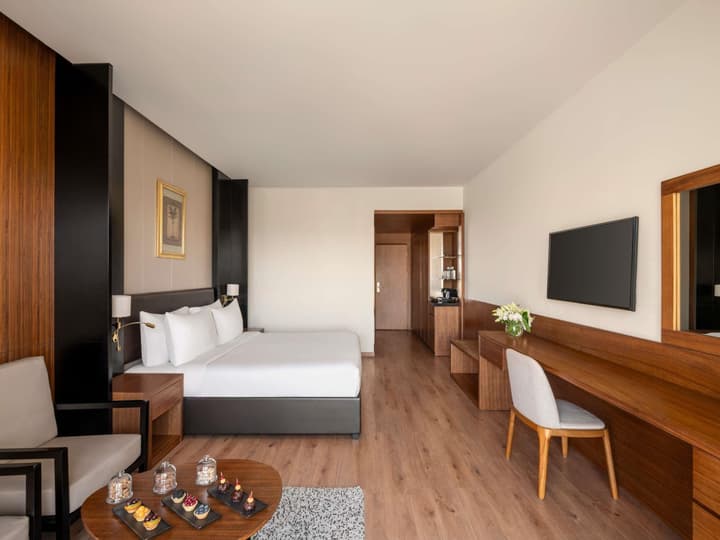 Mövenpick Cairo Media City