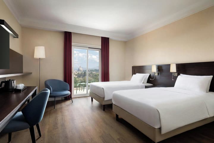 Courtyard by Marriott Rome Central Park