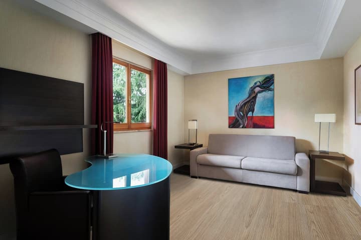 Courtyard by Marriott Rome Central Park
