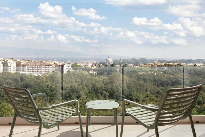 Courtyard by Marriott Rome Central Park