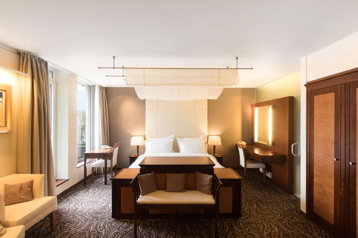 Radisson Blu Carlton Hotel, Bratislava