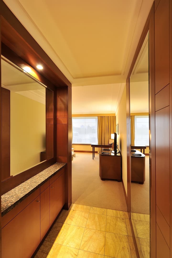 Regent Warsaw Hotel