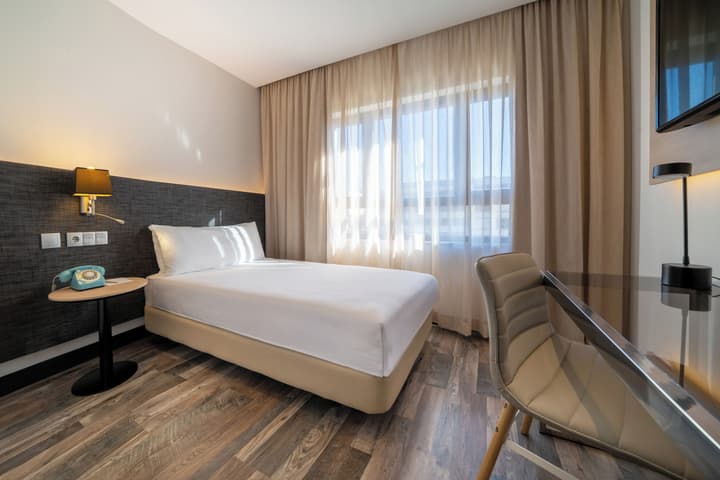 Hotel Cádiz Paseo del Mar Affiliated by Meliá