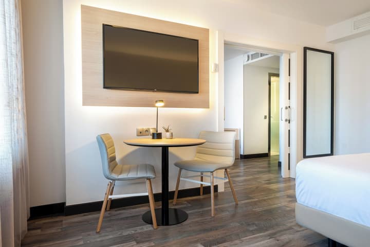 Hotel Cádiz Paseo del Mar Affiliated by Meliá
