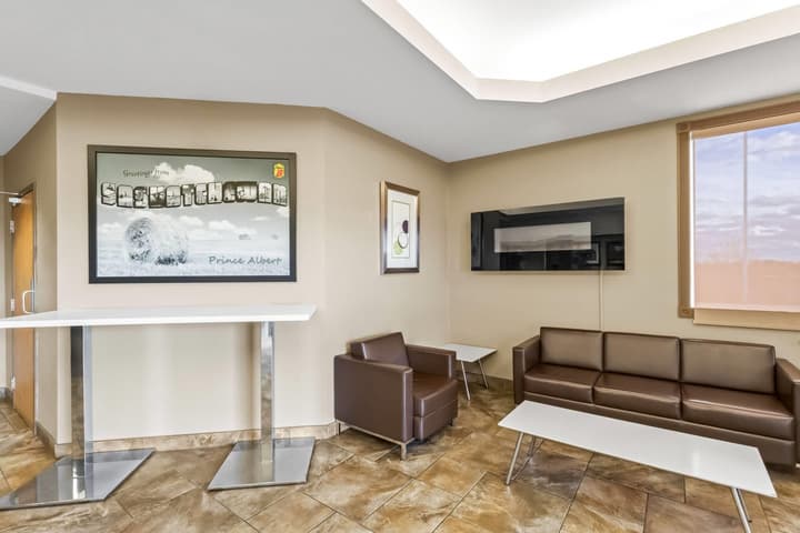 Super 8 by Wyndham Prince Albert