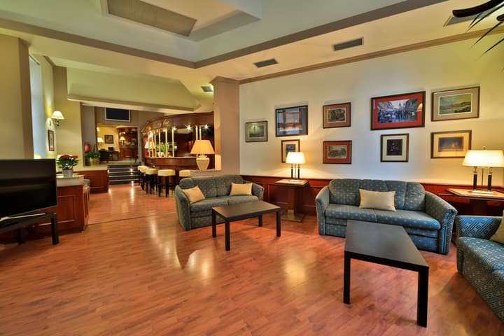 Hotel Carlton