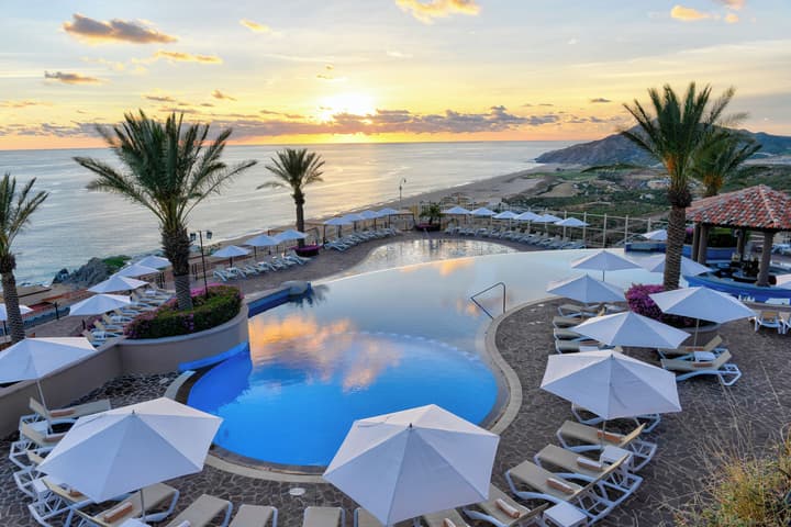 Pueblo Bonito Sunset Beach Golf & Spa Resort - All Inclusive