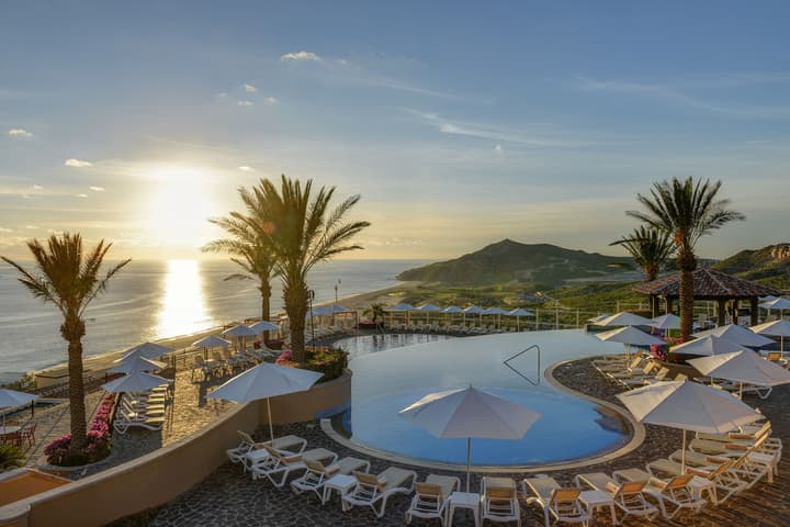 Pueblo Bonito Sunset Beach Golf & Spa Resort - All Inclusive