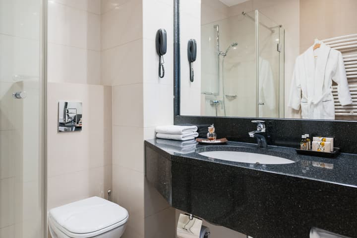 Booking Hotel & Spa