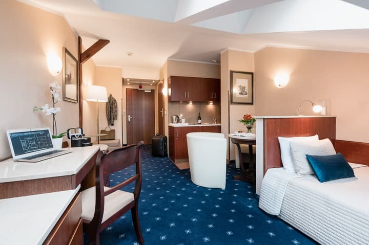 Booking Hotel & Spa
