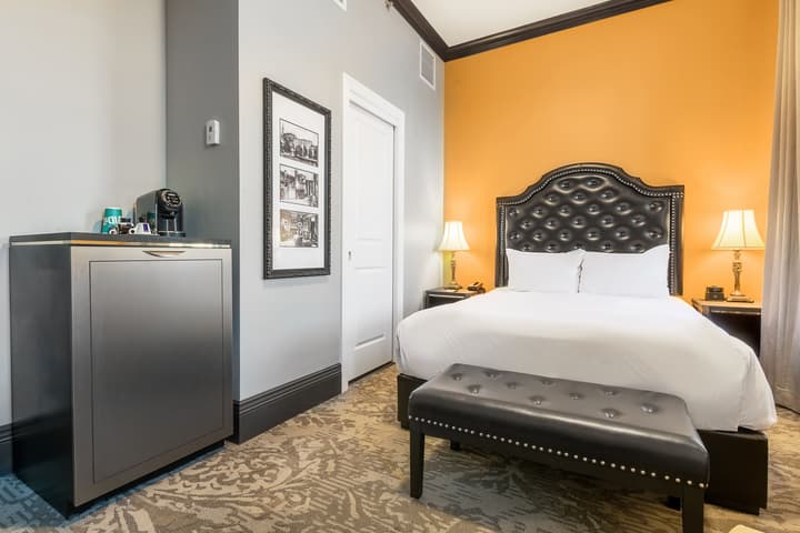 Hotel Clarendon