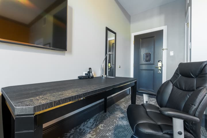Hotel Clarendon