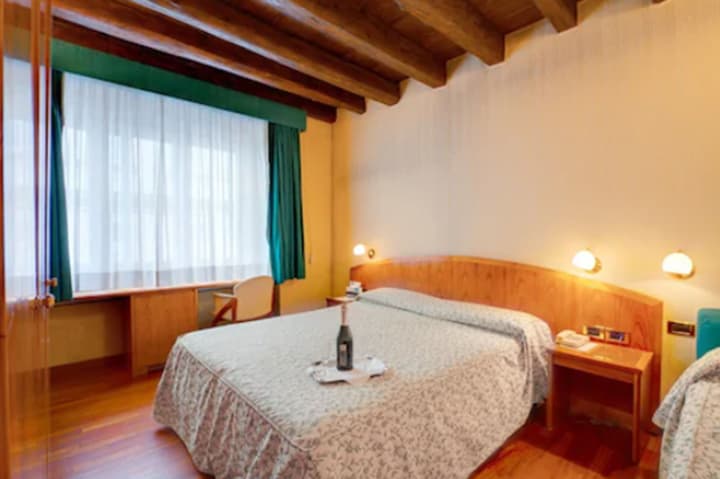 Hotel Corot