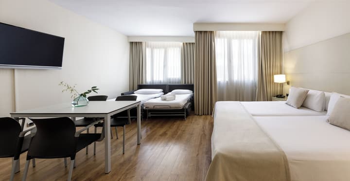 Aparthotel Mariano Cubi Barcelona