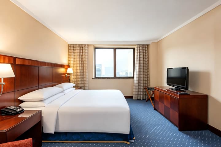 Shanghai QILU Hotel