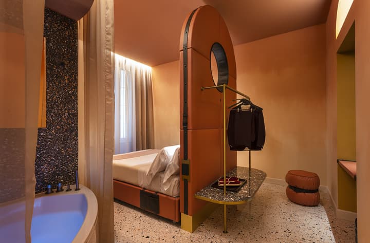 Enterprise Hotel