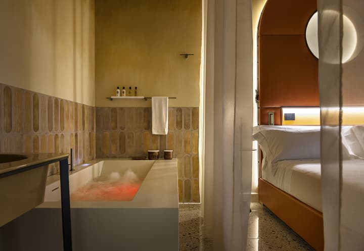 Enterprise Hotel