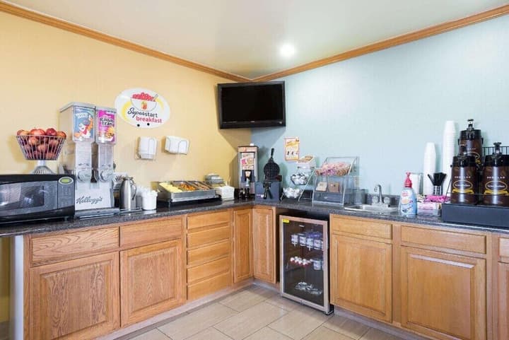 Super 8 by Wyndham Tucumcari