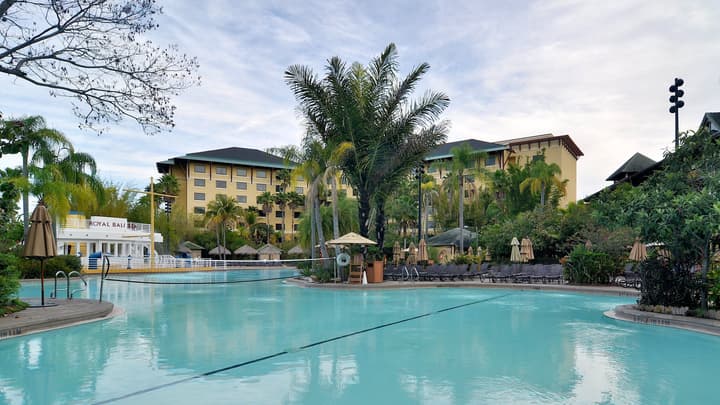 Universal’s Loews Royal Pacific Resort