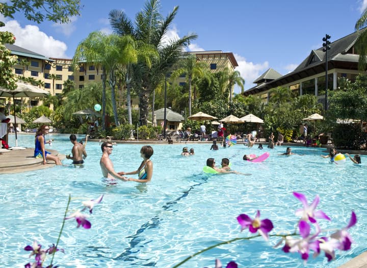 Universal’s Loews Royal Pacific Resort
