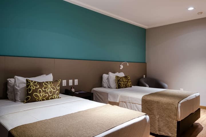 Comfort Suites Vitoria