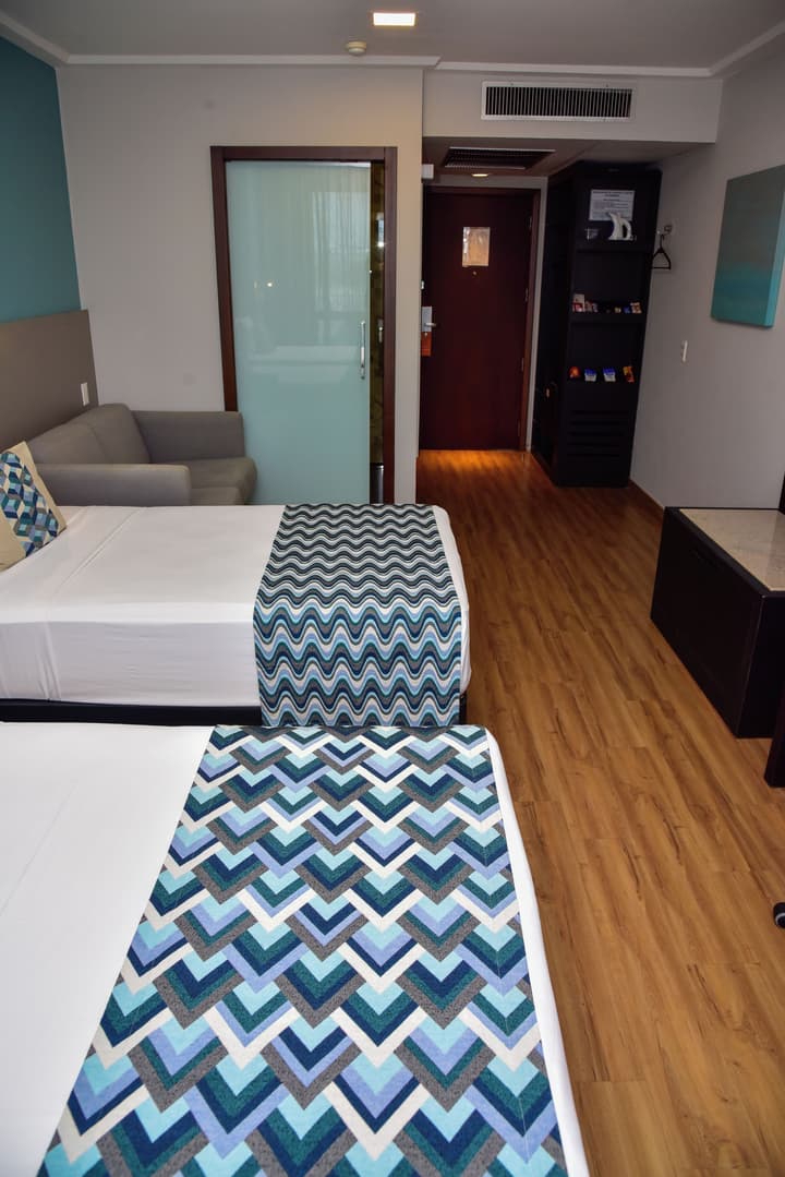 Comfort Suites Vitoria