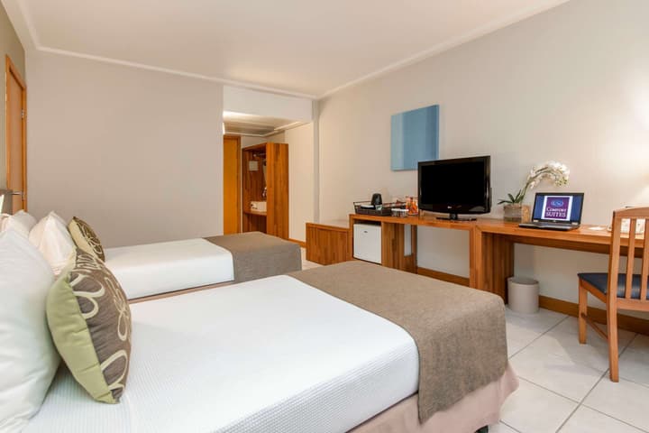 Comfort Suites Vitoria