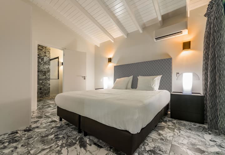 Papagayo Beach Resort