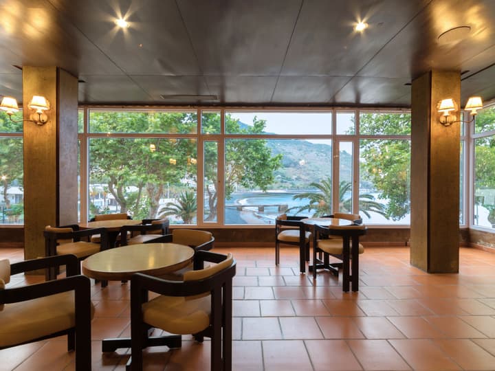 Baía Madeira Hotel