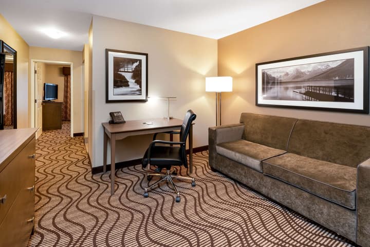Best Western Plus Kalispell/Glacier Park West Hotel & Suites