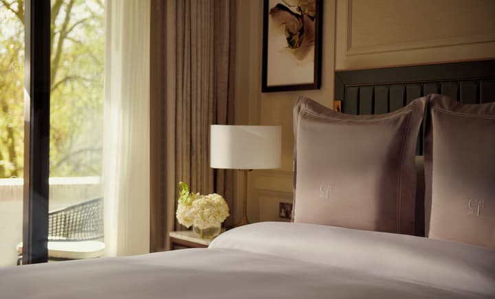 Jumeirah Carlton Tower London
