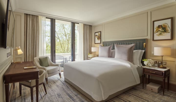 Jumeirah Carlton Tower London