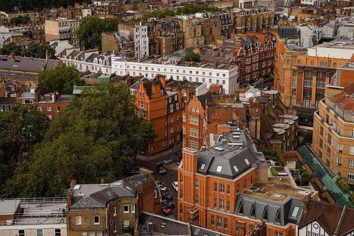 Jumeirah Carlton Tower London