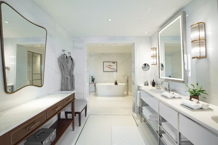 Jumeirah Carlton Tower London