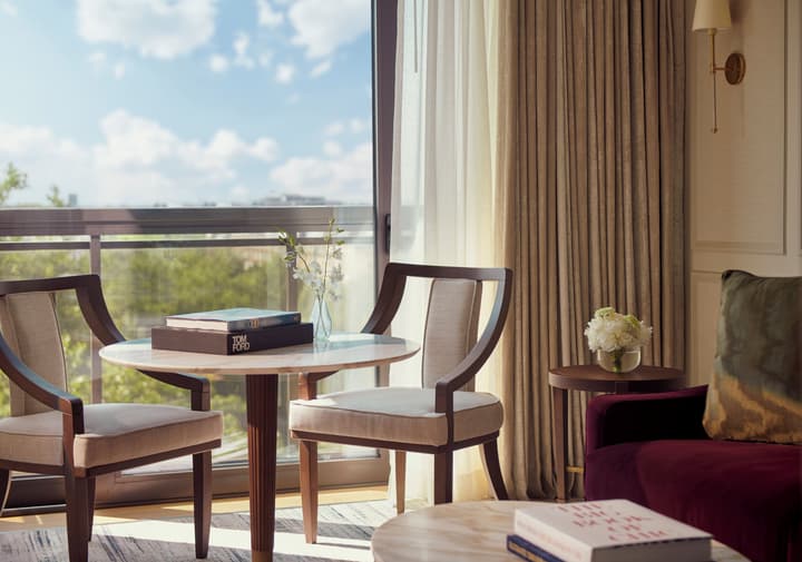 Jumeirah Carlton Tower London