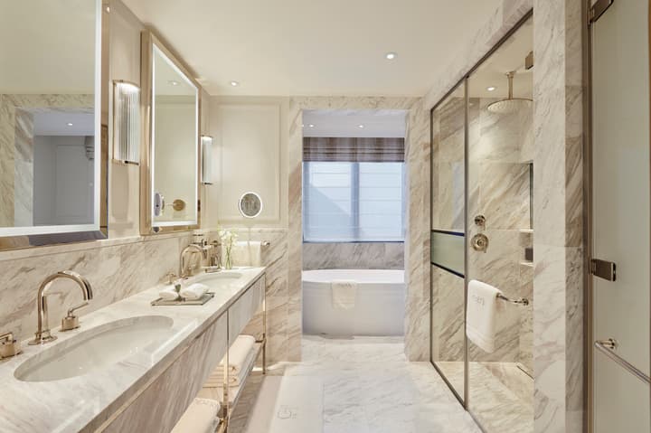 Jumeirah Carlton Tower London