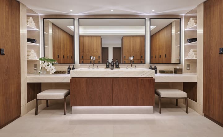 Jumeirah Carlton Tower London