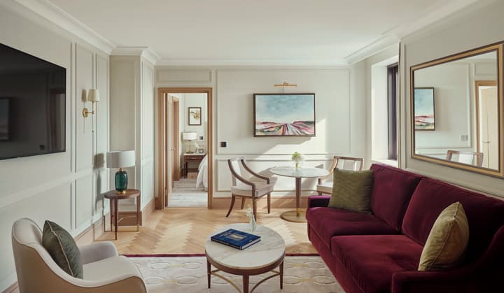Jumeirah Carlton Tower London