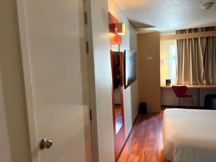 ibis Monterrey Valle