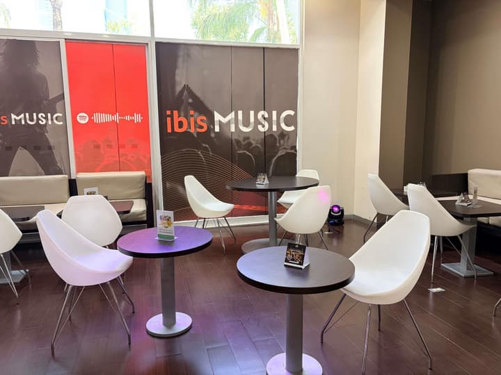 ibis Monterrey Valle