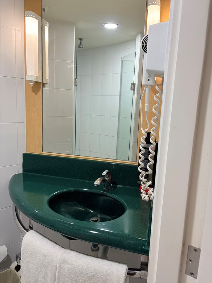 ibis Monterrey Valle