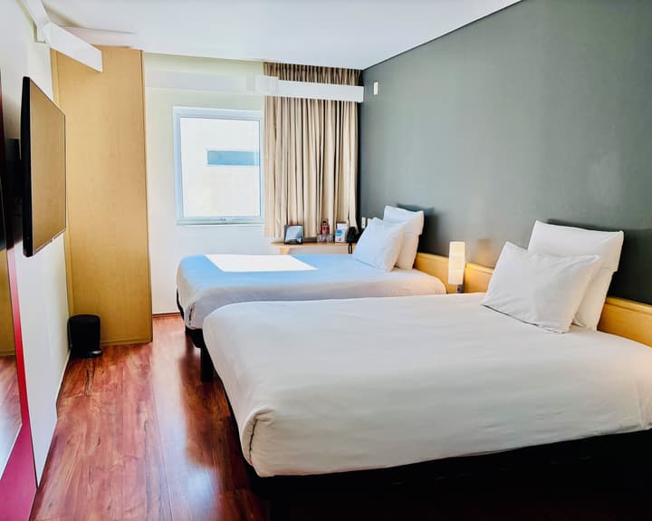 ibis Monterrey Valle