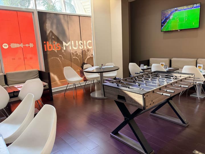 ibis Monterrey Valle