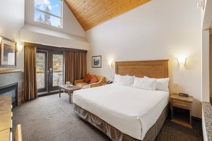 Rundlestone Lodge