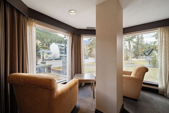 Rundlestone Lodge