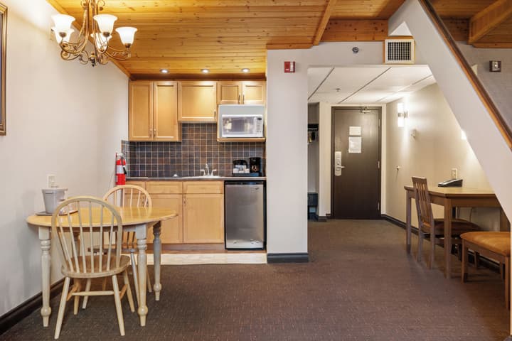 Rundlestone Lodge