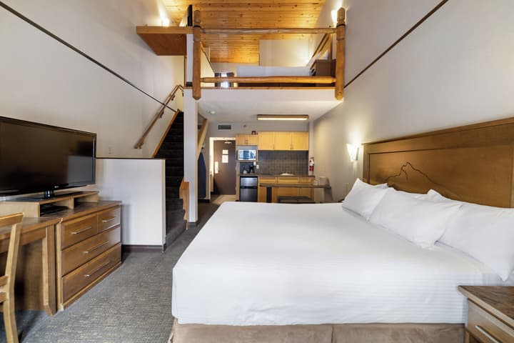 Rundlestone Lodge