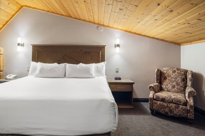 Rundlestone Lodge