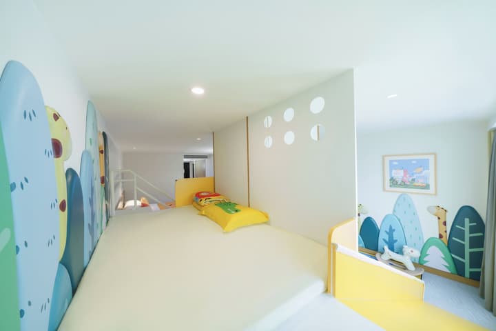 Crowne Plaza Zhuhai City Center by IHG