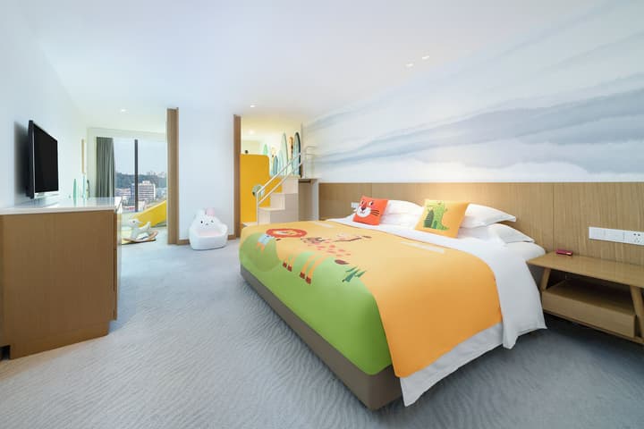 Crowne Plaza Zhuhai City Center by IHG
